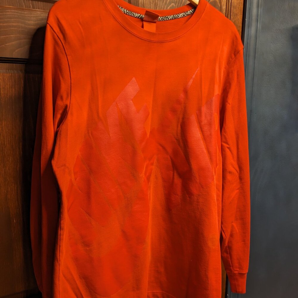 Nike Long Sheeve T Shirt - 100% Cotton - Red on Red Design
